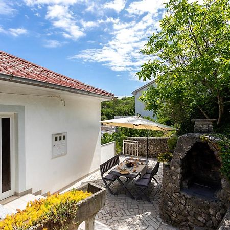 Apartman Maris Vrbnik Exterior foto
